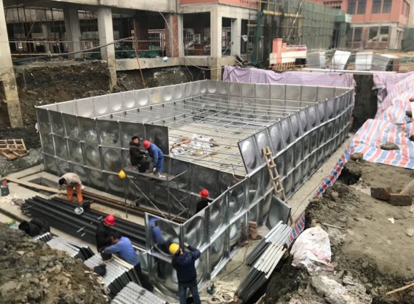 不銹鋼生活水箱安裝